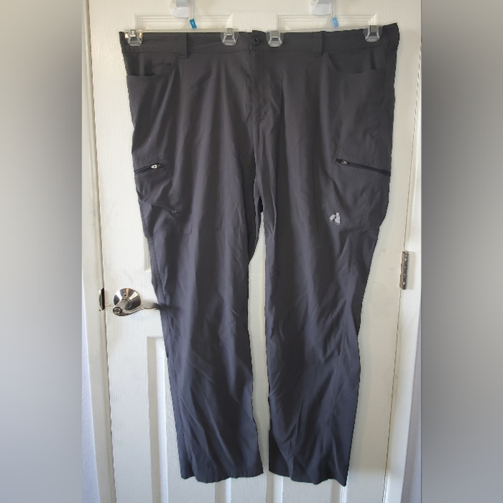 Eddie Bauer First Ascent Guide Pro pants (plus size 24W)